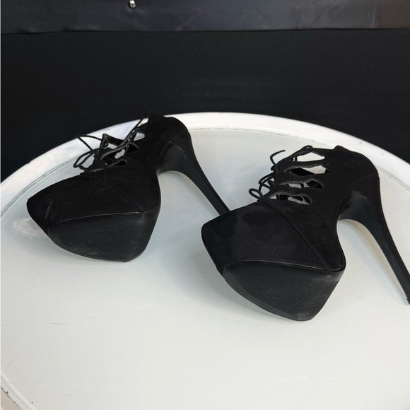 Chic Black Lace-Up Women's Heels - Picture 4 of 5